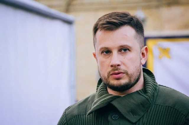 Билецкий обратился к Зеленскому: "Ветераны останутся в Золотом"