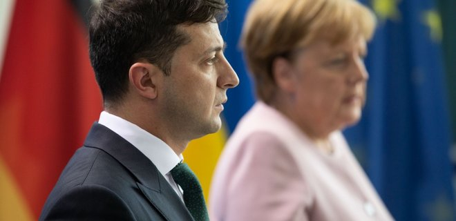 Зеленский и Меркель обсудили подготовку к нормандскому саммиту