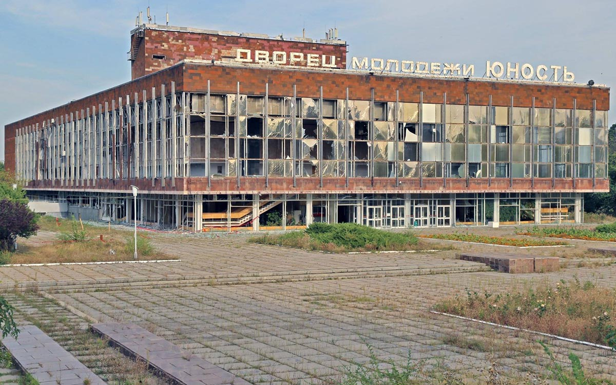 В оккупированном Донецке хотят реконструировать Дворец молодежи "Юность"