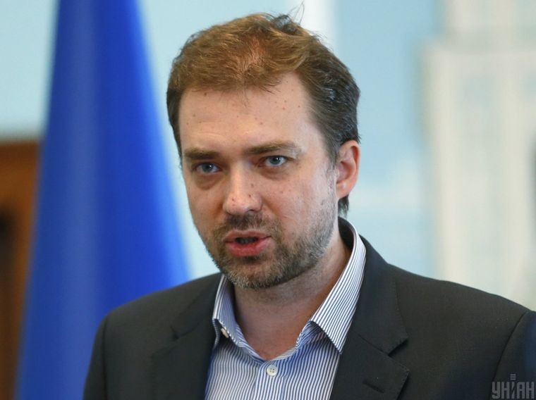"5 лет население зомбировалось": министр обороны прокомментировал опрос в ОРДЛО
