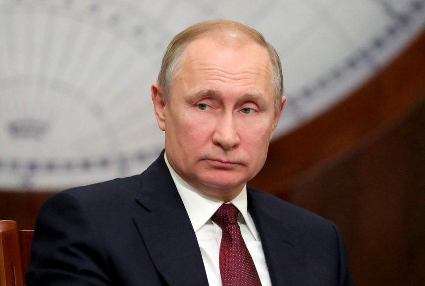 Кремль исключает двустороннюю встречу с Зеленским