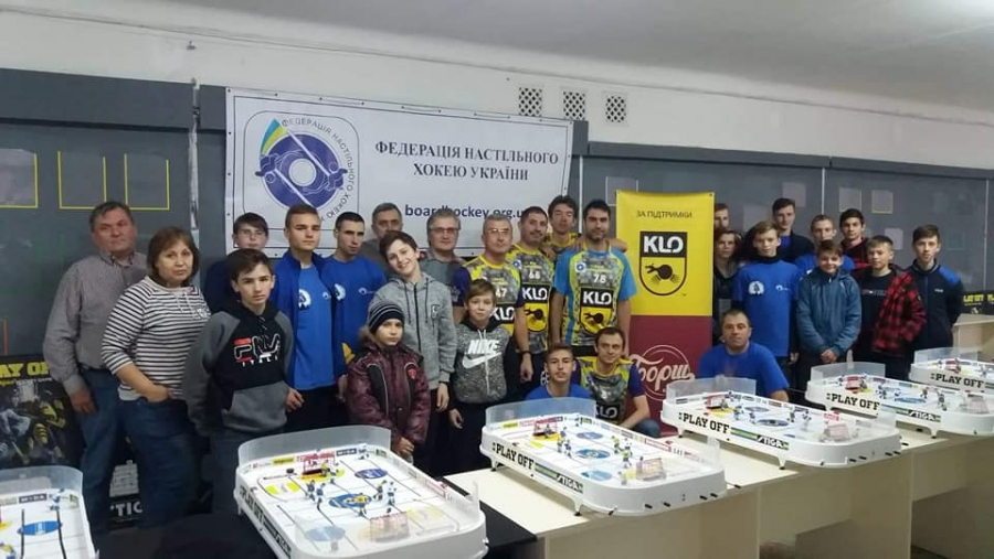 В Рубежном прошел ІІ этап всеукранского чемпионата по настольному хоккею