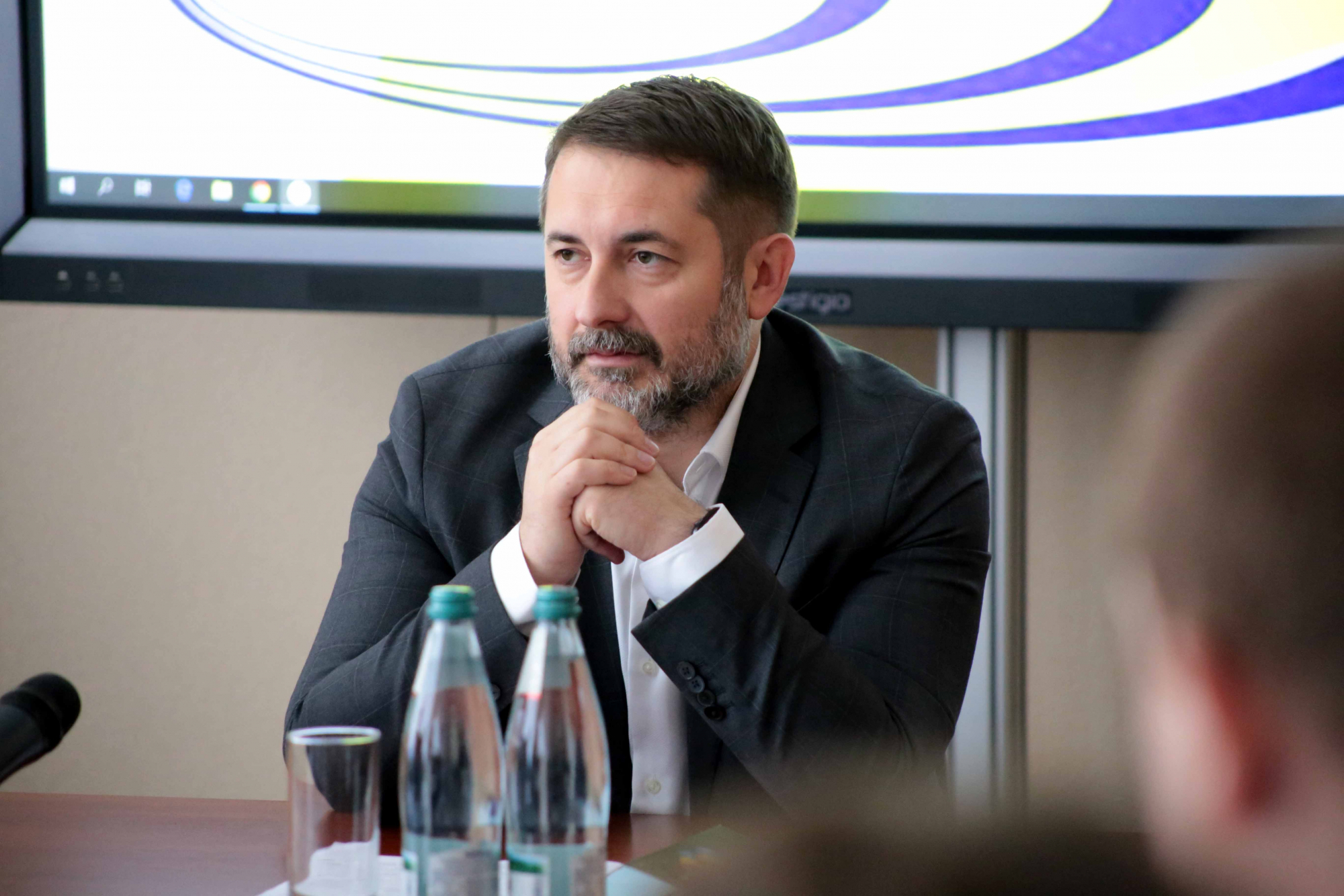 Гайдай назвал 3 составляющих победы на Донбассе