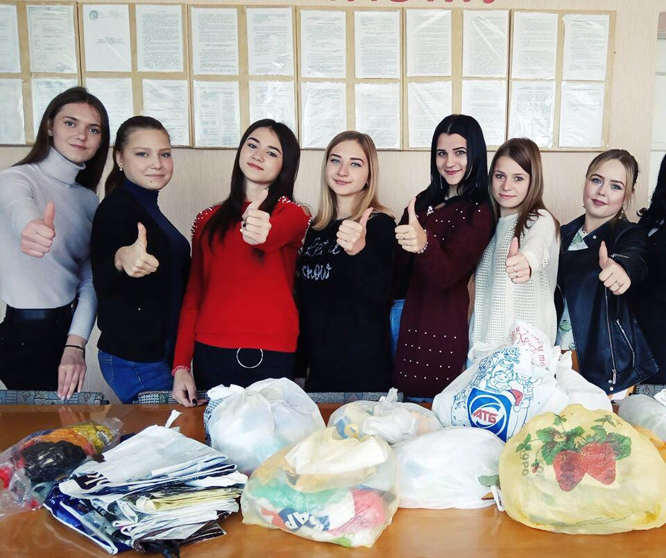 Эко-акция: жители Бахмута обменяли 60 кг полиэтилена на 500 эко-сумок и 800 крафт-пакетов