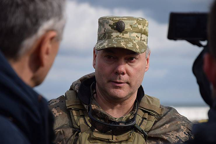 Больница в Мариуполе получила гуманитарную помощь от военных на 700 тыс гривень