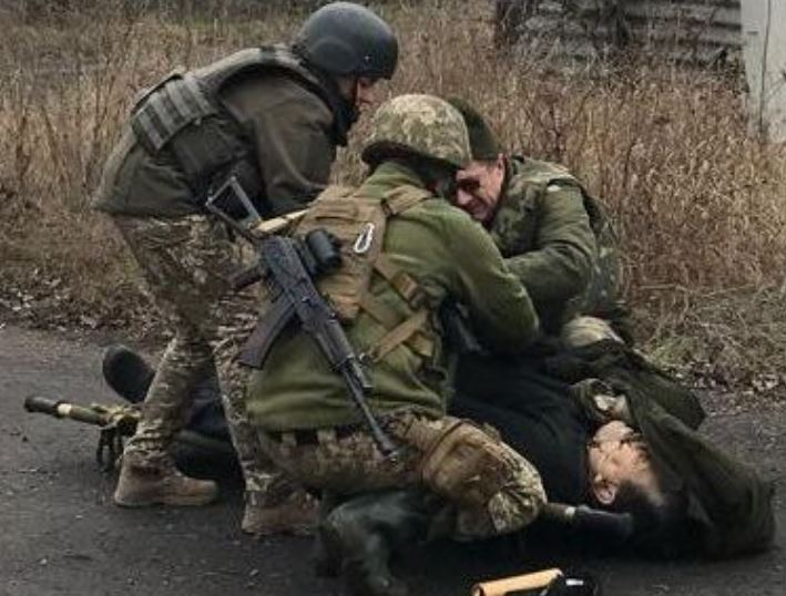 В Марьинке в результате обстрела боевиками погиб гражданский, - штаб ООС
