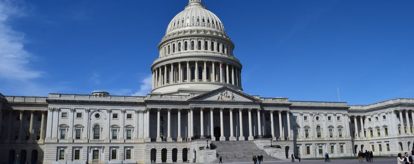 В Сенате США одобрили санкции против РФ