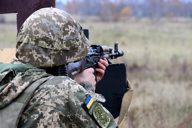 Боевики 7 раз нарушили режим прекращения огня, больше всего стреляли в районе ОТГ "Восток", - штаб ООС
