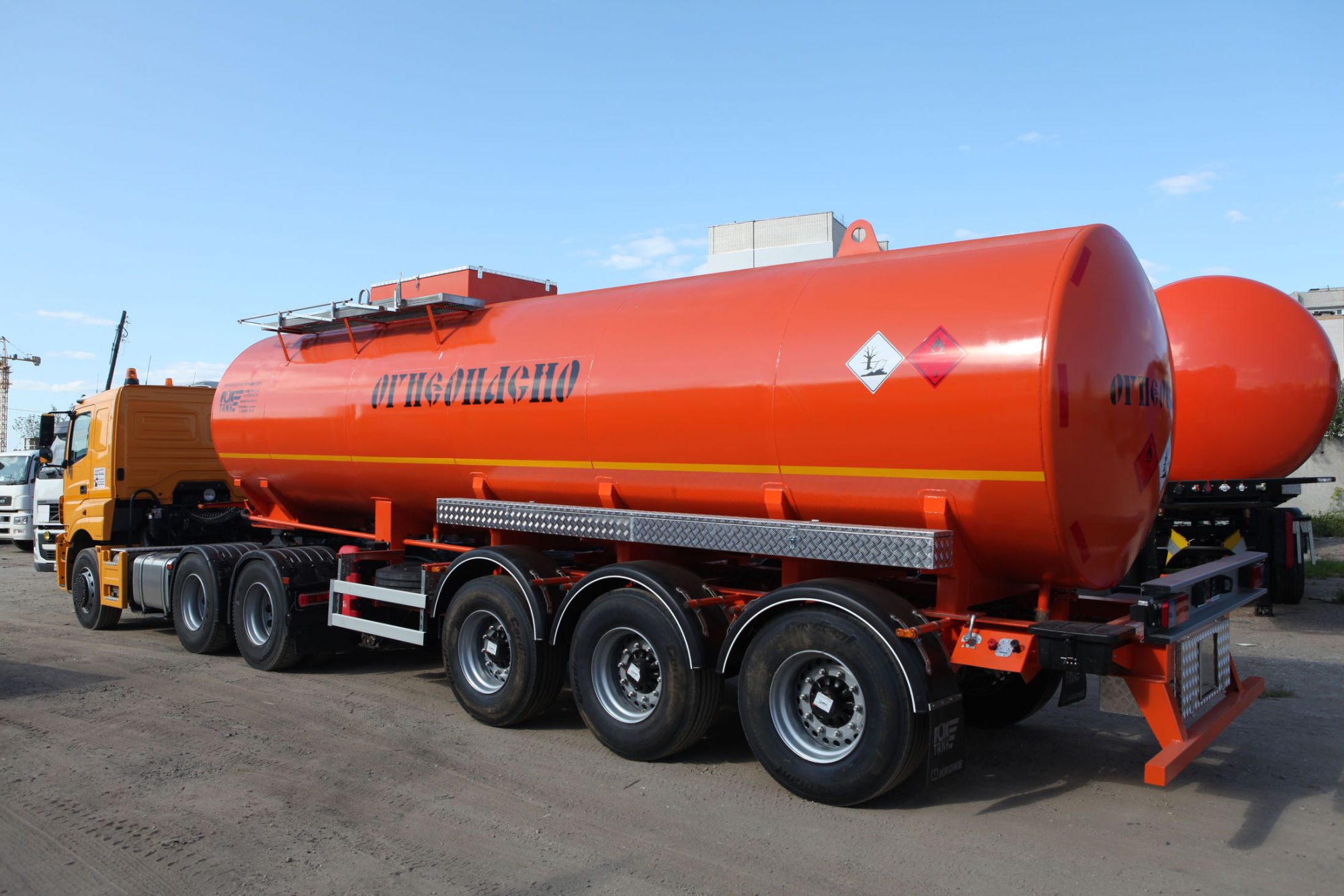 В ОРЛО ввели дорожный сбор на ввозимые нефтепродукты и газ