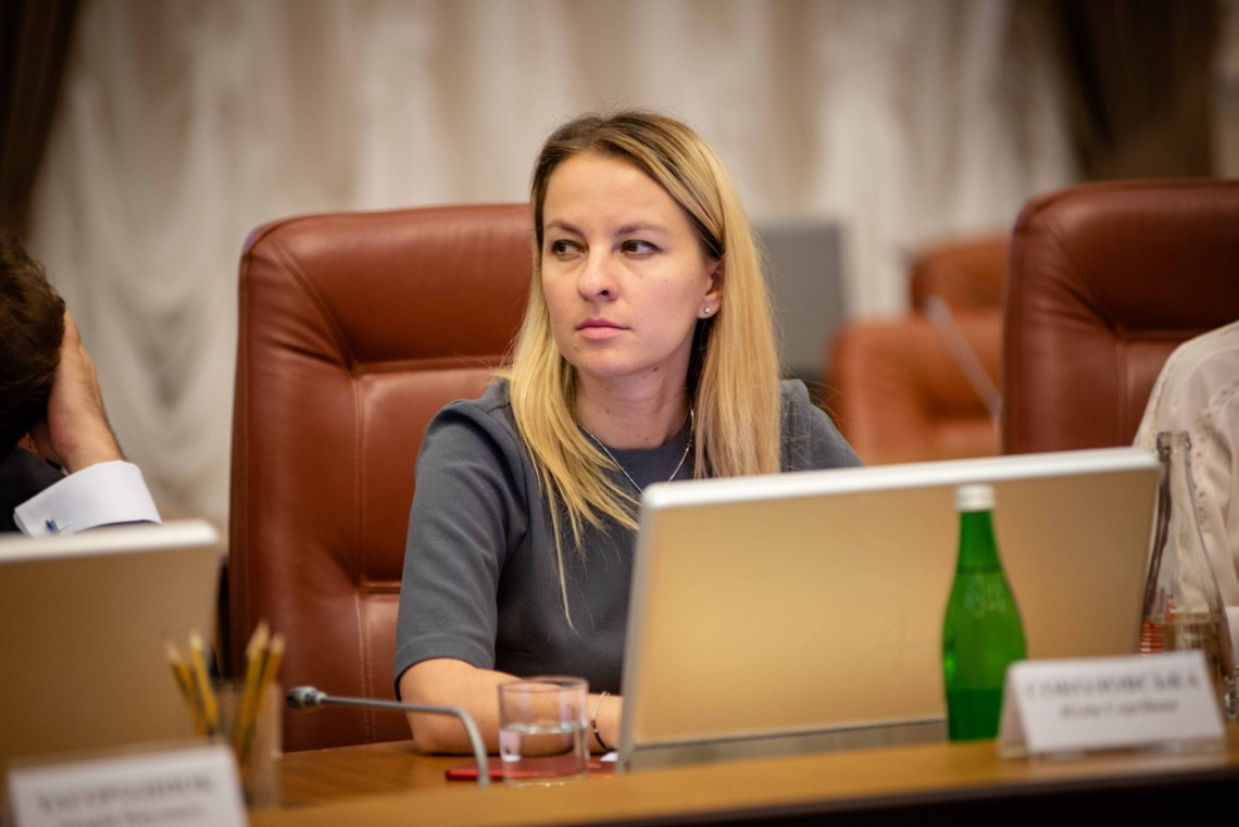 Минсоцполитики будет платить ОТГ за прийом документов через соцсервис