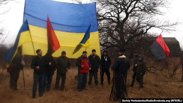 Под Горловкой почтили память бойцов, погибших от рук российского спецназа
