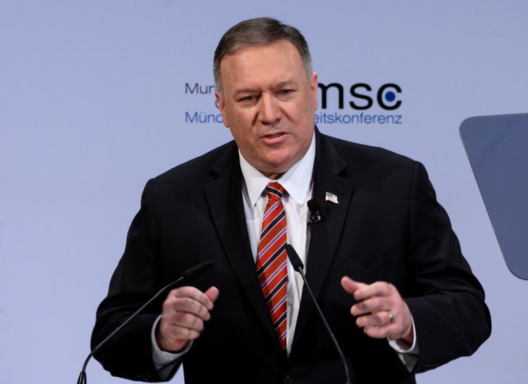 США вооружили Украину, чтобы она защитилась от агрессии Кремля, - Помпео