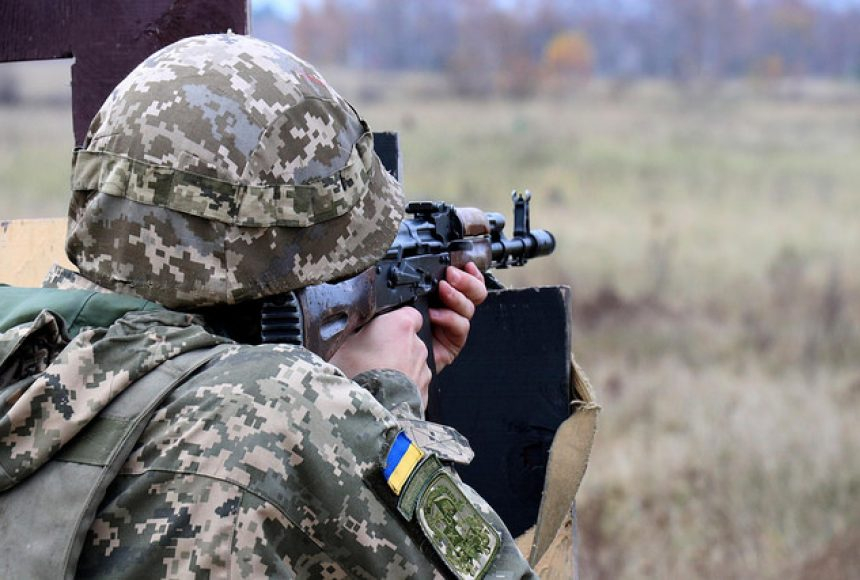 День в ООС: 4 обстрела; один воин погиб, 4 раненых