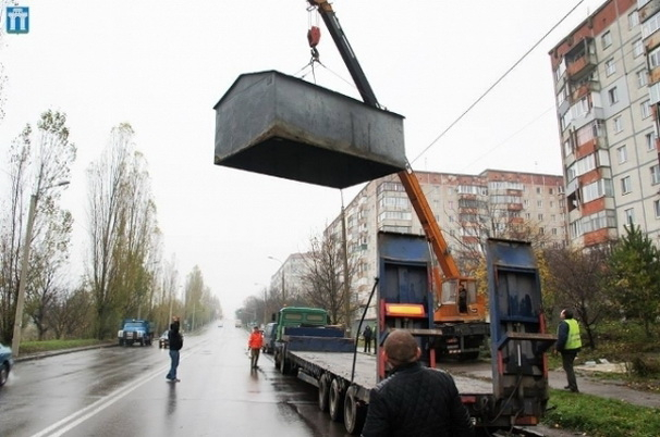 В Мариуполе будут бороться с незаконной установкой гаражей
