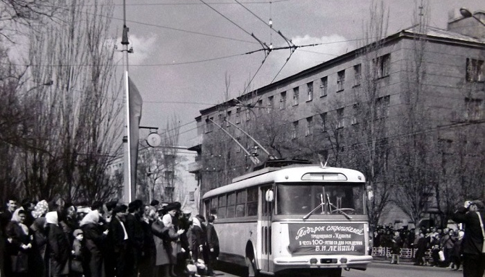 50 лет назад в Мариуполе появился первый троллейбус: история развития