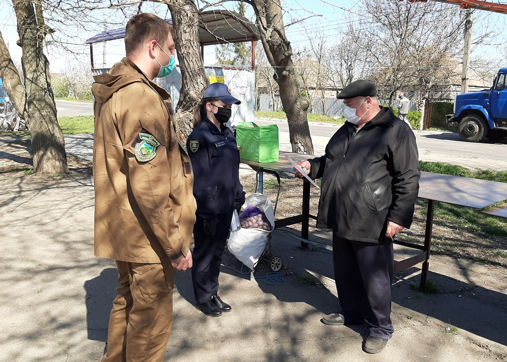 В Краматорске спасатели и сотрудники ландшафтного парка провели профилактический рейд