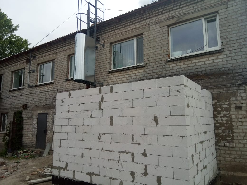 В одном из сел Станично-Луганского района осмотрели помещение для размещения ЦНАПа