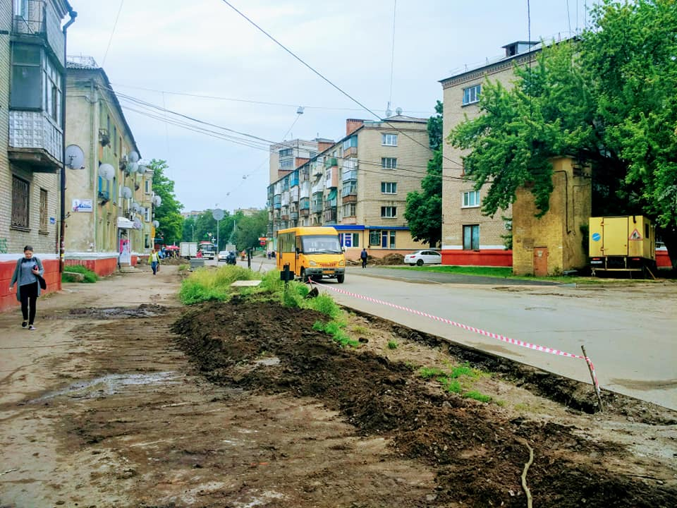 В Краматорске ведется ремонт и благоустройство ул. Северской, - соцсети