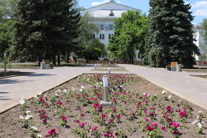 Реконструкция сквера в центре Краматорска в очередной раз затягивается