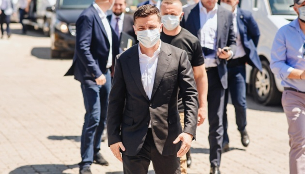 Зеленский верит, что Украина вернет свои территории