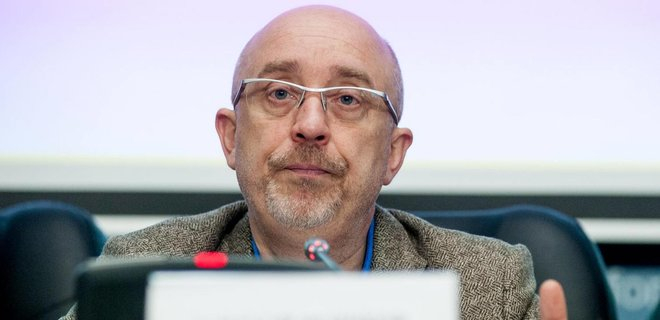 Резников допускает, что "Нормандская четверка" может встретиться в августе