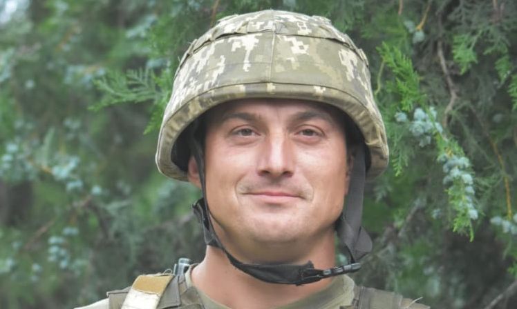 “Мы несем мир”: в Украине отмечают день миротворца