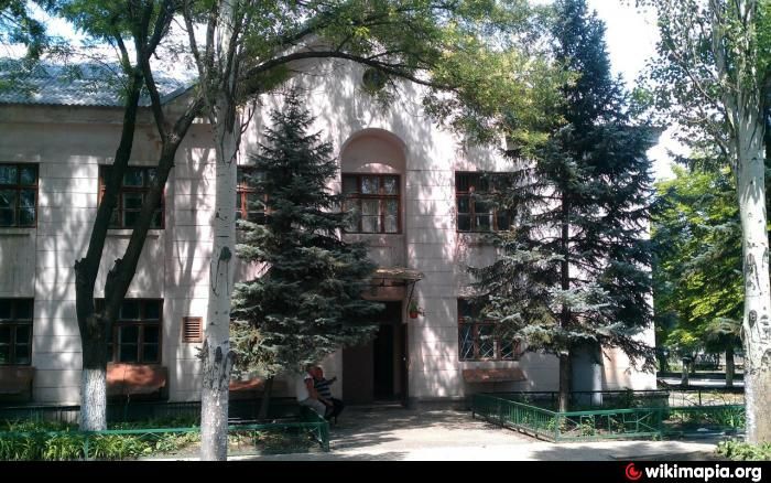 Лицей в Курахово на Донетчине получил новое оборудование и мебель