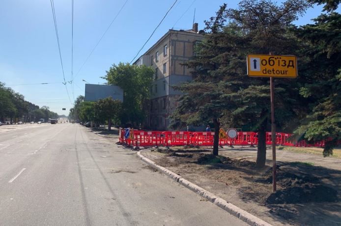 В Мариуполе по Никольскому изменили движение транспорта: схема объезда