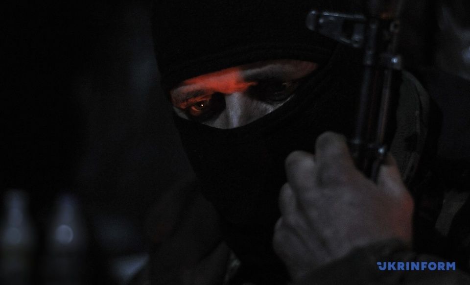 В Киеве открылась фотовыставка о жизни артразведчиков во время войны на Донбассе