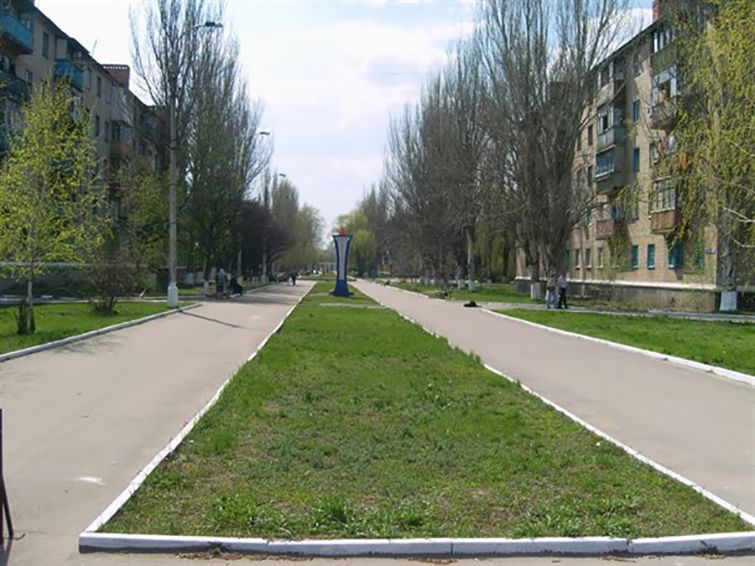 Городской голова Славянска предлагает предпринимателям и жителям города украсить клумбы на бульваре Пушкина: видео