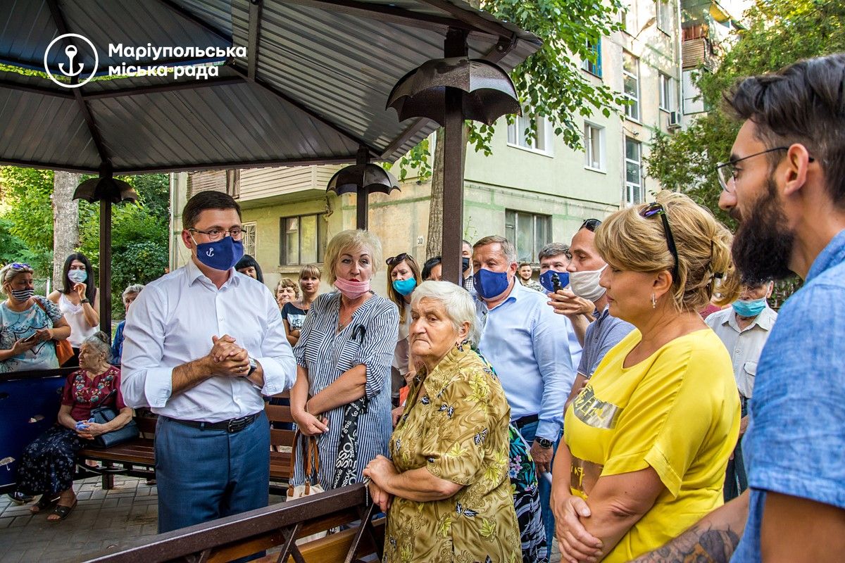 На поддержку ОСМД в Мариуполе направлено более 700 млн грн: фото