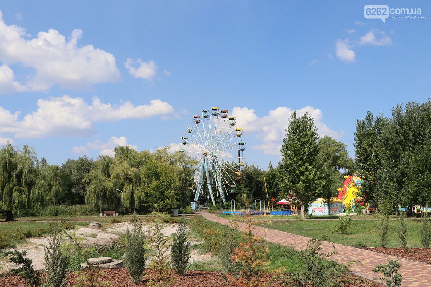 В Славянске в парке Шелковичный высадят кустарники и оформят их в виде животных: что известно