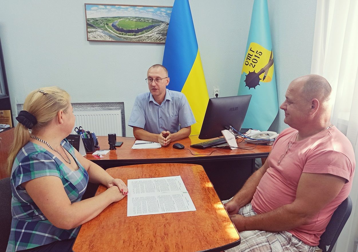 В Новопсковской ОТГ подписан первый договор с патронатным воспитателем