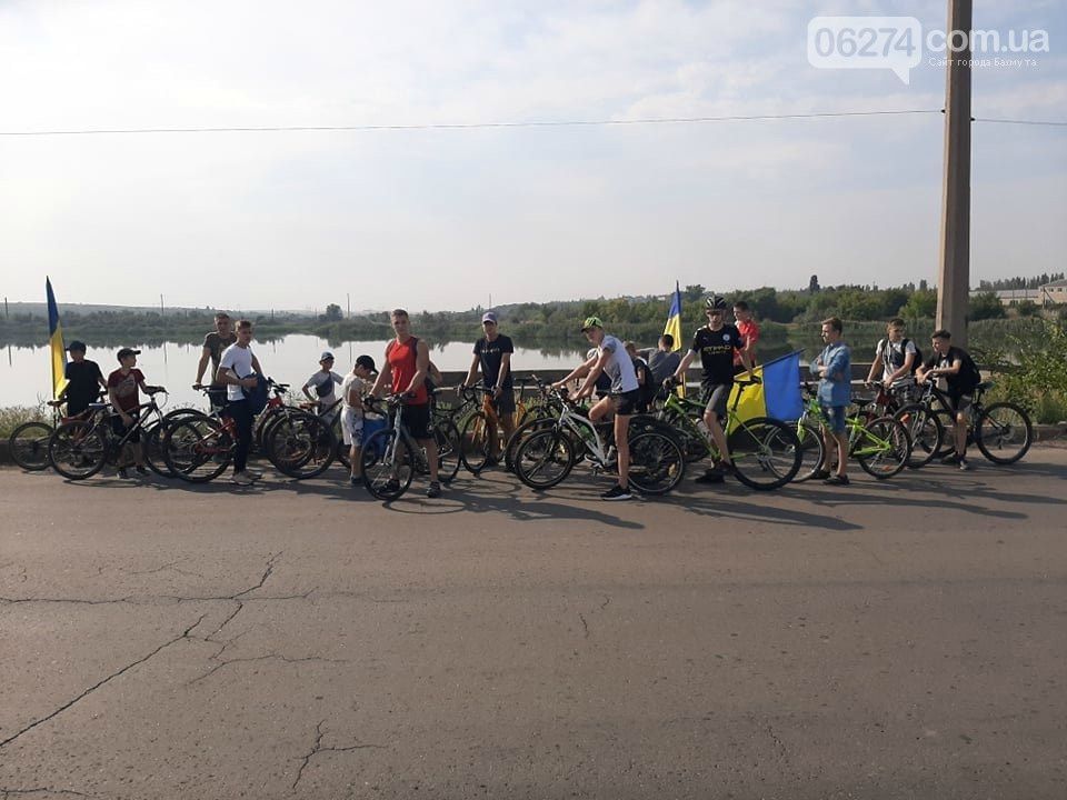 В Бахмуте провели велопробег ко Дню Независимости