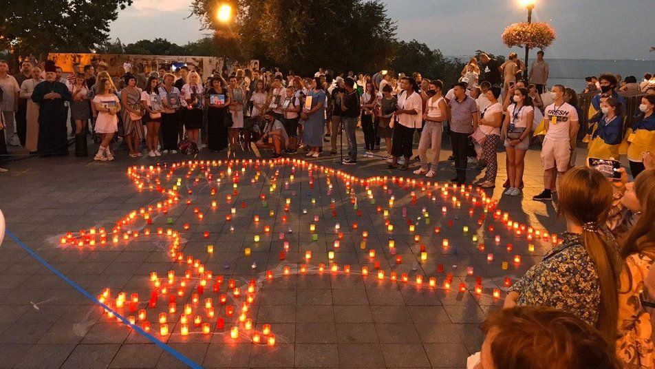 В Одессе провели акцию памяти военных, погибших на Донбассе: фото
