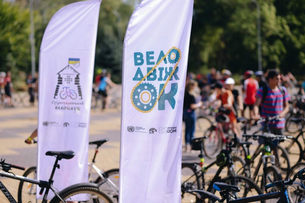 Як у Слов’янську активісти власноруч розбудовують велоінфраструктуру та мріють про “зелений туризм”