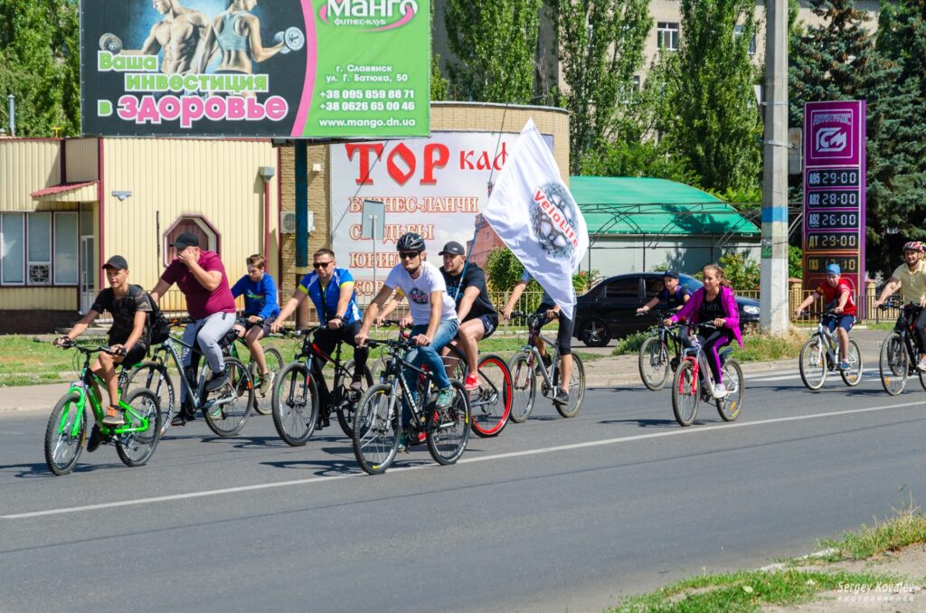 Як у Слов’янську активісти власноруч розбудовують велоінфраструктуру та мріють про “зелений туризм”