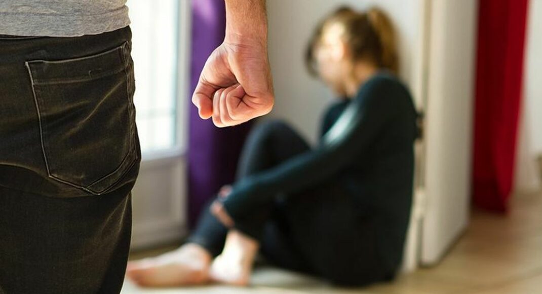 Разорвать круг: в Мариуполе открыли центр помощи жертвам домашнего насилия