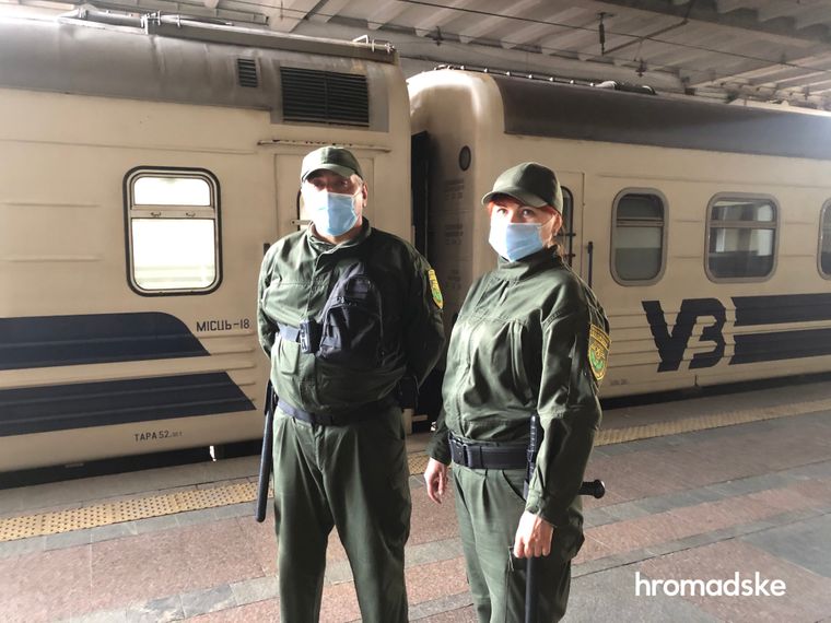 «Укрзализныця» на 22-25 августа назначила дополнительные поезда на Западную Украину