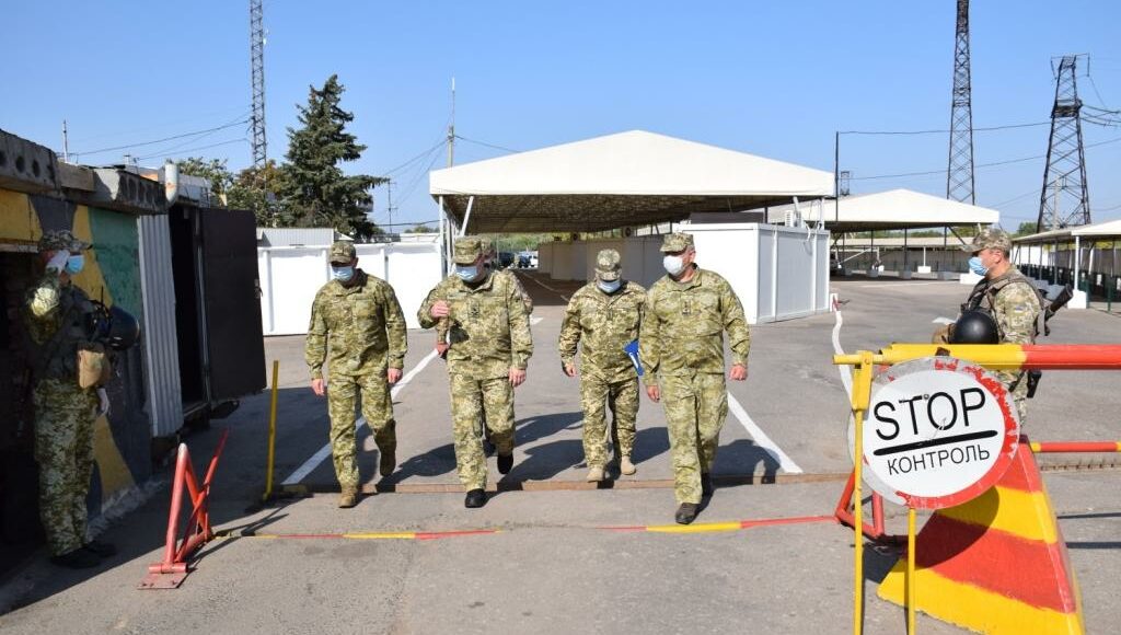 Голова Держприкордонслужби проінспектував позиції прикордонників в ООС