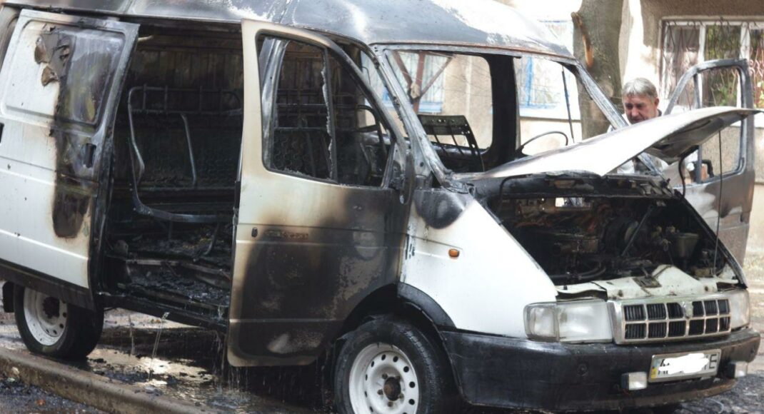 У Дружківці очевидці зняли, як горів автомобіль: відео