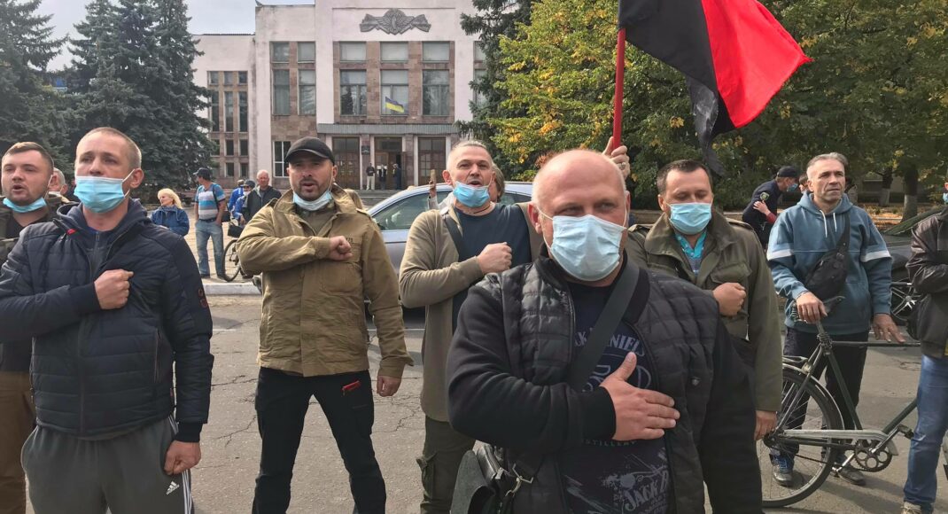 В Лимане вышли на акцию против ОПЗЖ