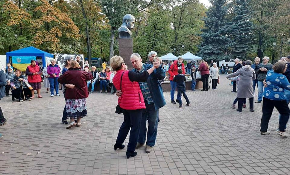 В Авдеевке провели фестиваль искусств: фото