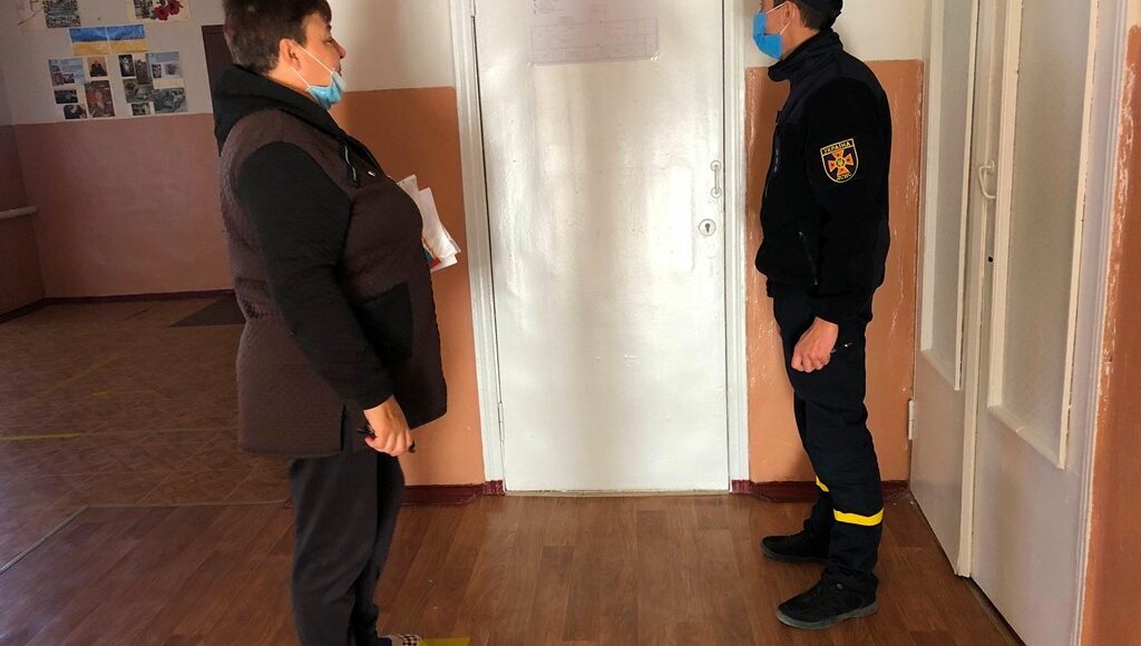 На Луганщине службы проверили помещения, в которых размещены избирательные участки