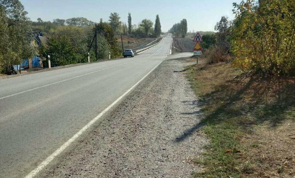 На Донетчине завершили капремонт моста на дороге Мирноград-Гродовка: фото