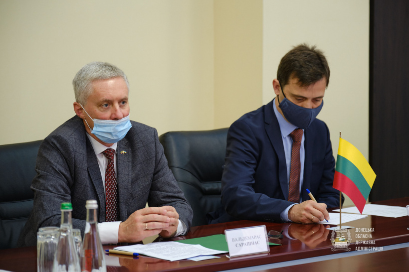 Посол Литовской Республики на встрече в ДонОГА сказал, что Литва поддерживает Украину