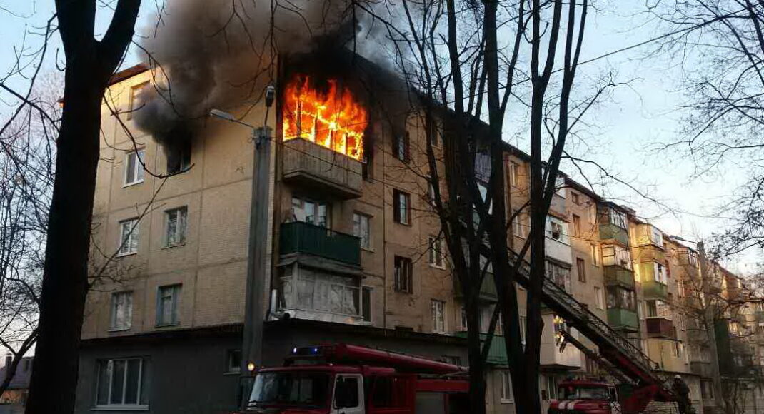 В центре оккупированного Донецка во время пожара погибли два человека