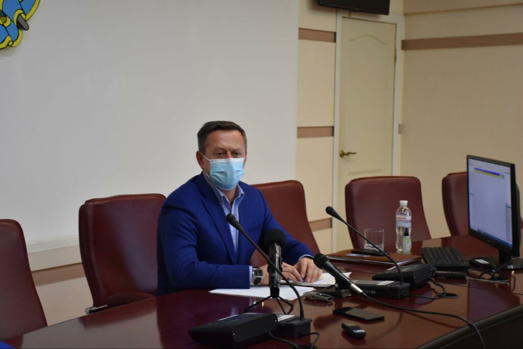Первая сессия: новая метла Краматорска по-новому пока не метет