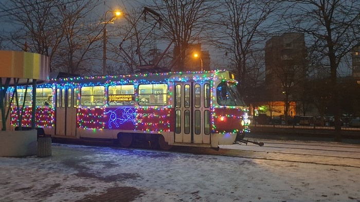 В Мариуполе на новогодние праздники изменили расписание транспорта