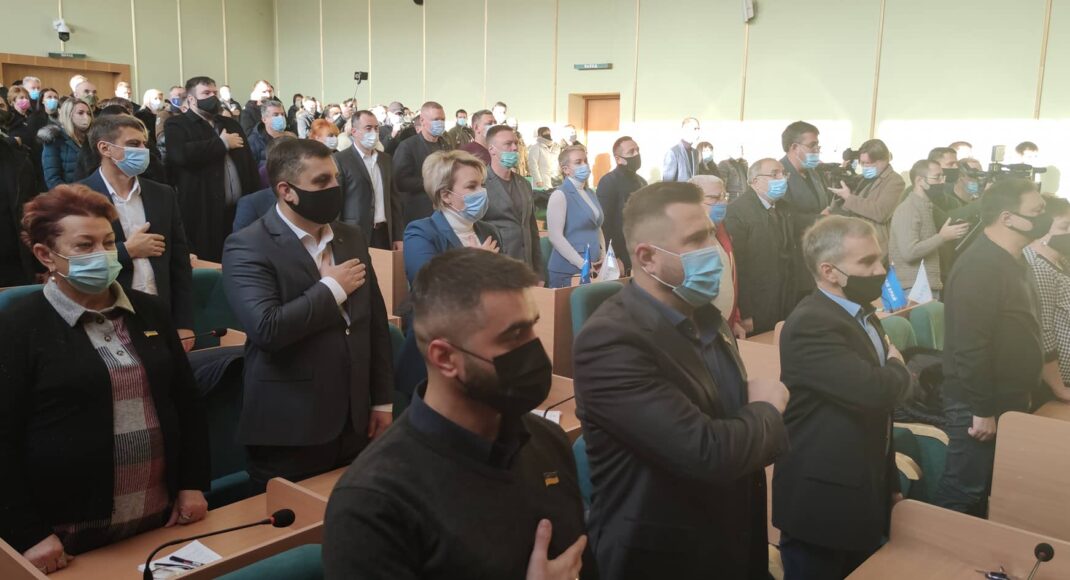 В Славянске депутаты все же собрались на сессию горсовета (фото)